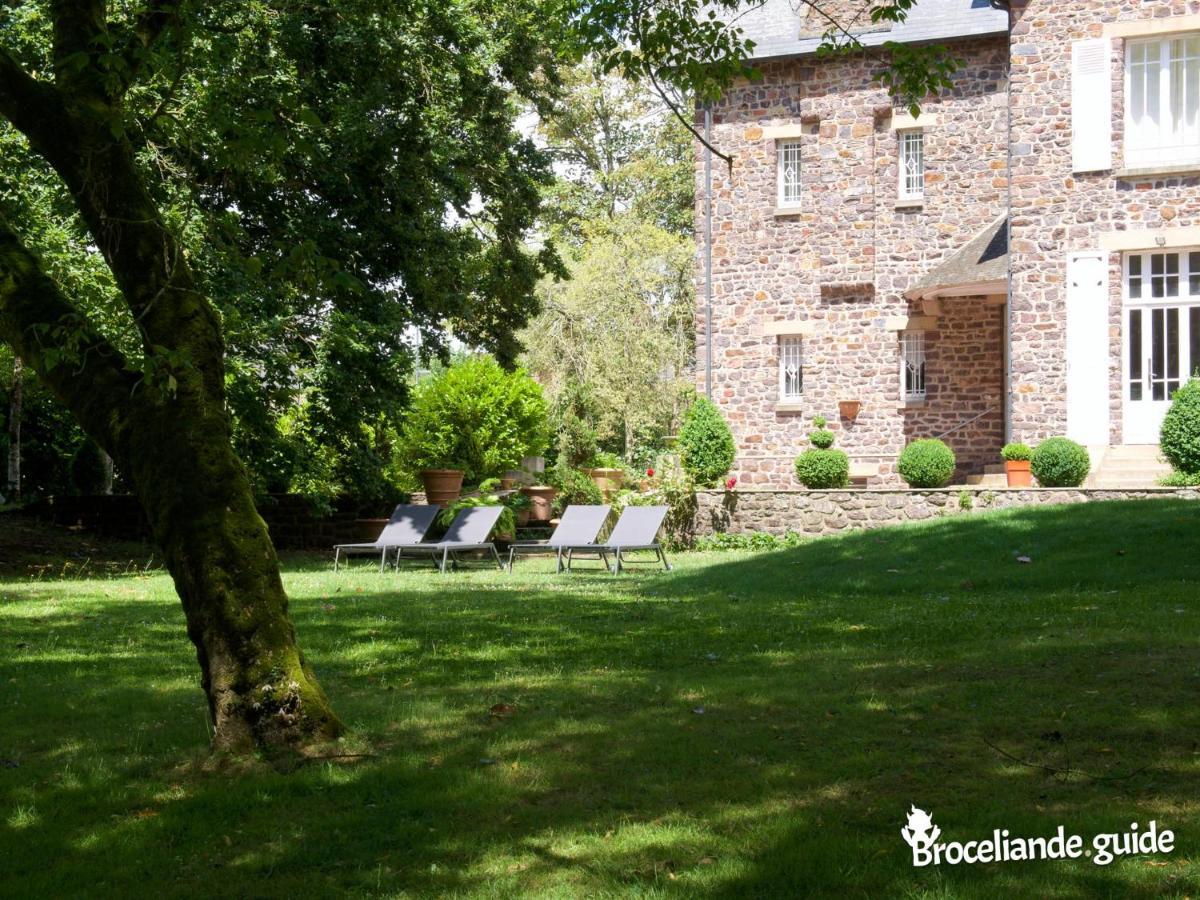La Maison Rouge Broceliande Montauban-de-Bretagne Exterior photo